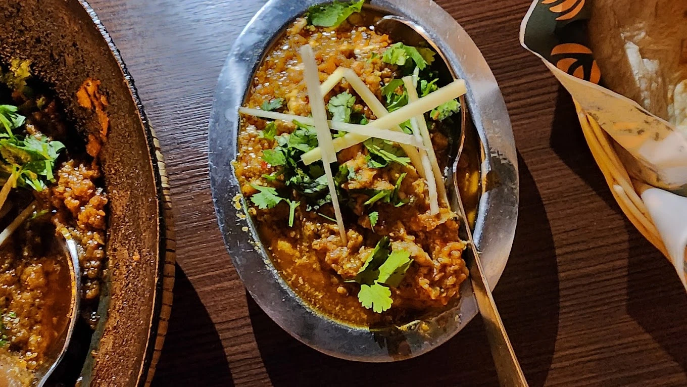 Authentic Halal Pakistani cuisine at Karahi Point Edmonton - Premier restaurant in Sherwood Park, AB